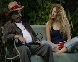 She took place of Brittany Murphy in the film 